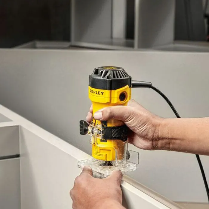Stanley Fatmax 550W Kantenfrees 6 mm